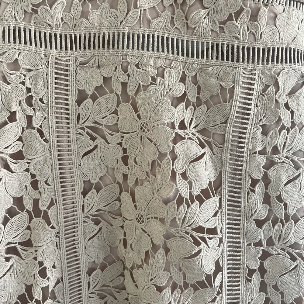 Bardot blush cocktail dress size 8